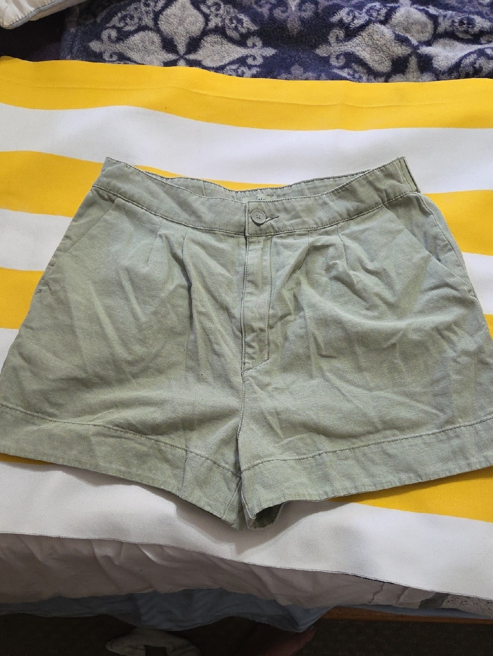 Joie High Waist Light Olive Green Cotton Shorts